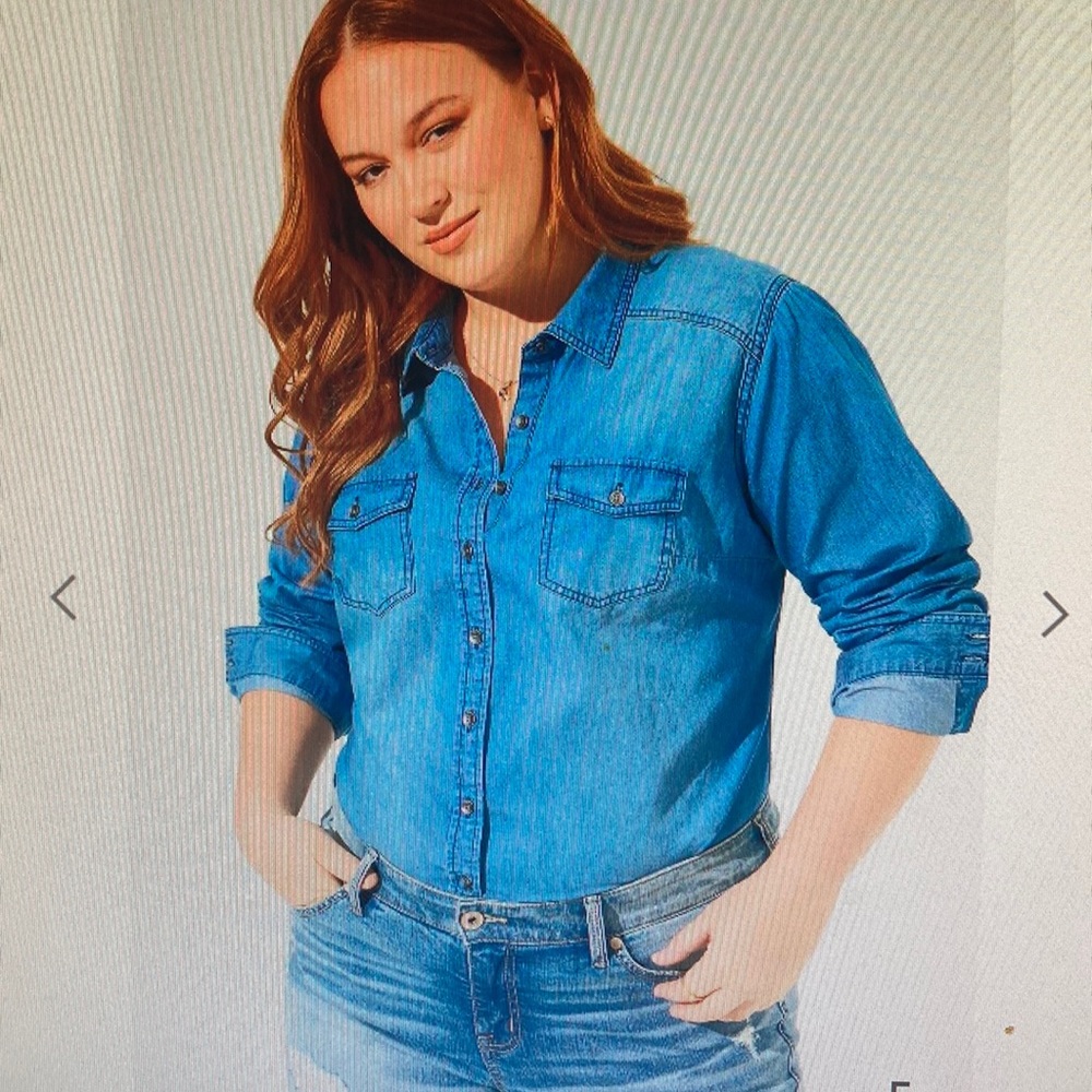 Torrid Denim Button Down Shirt.  1X NWT